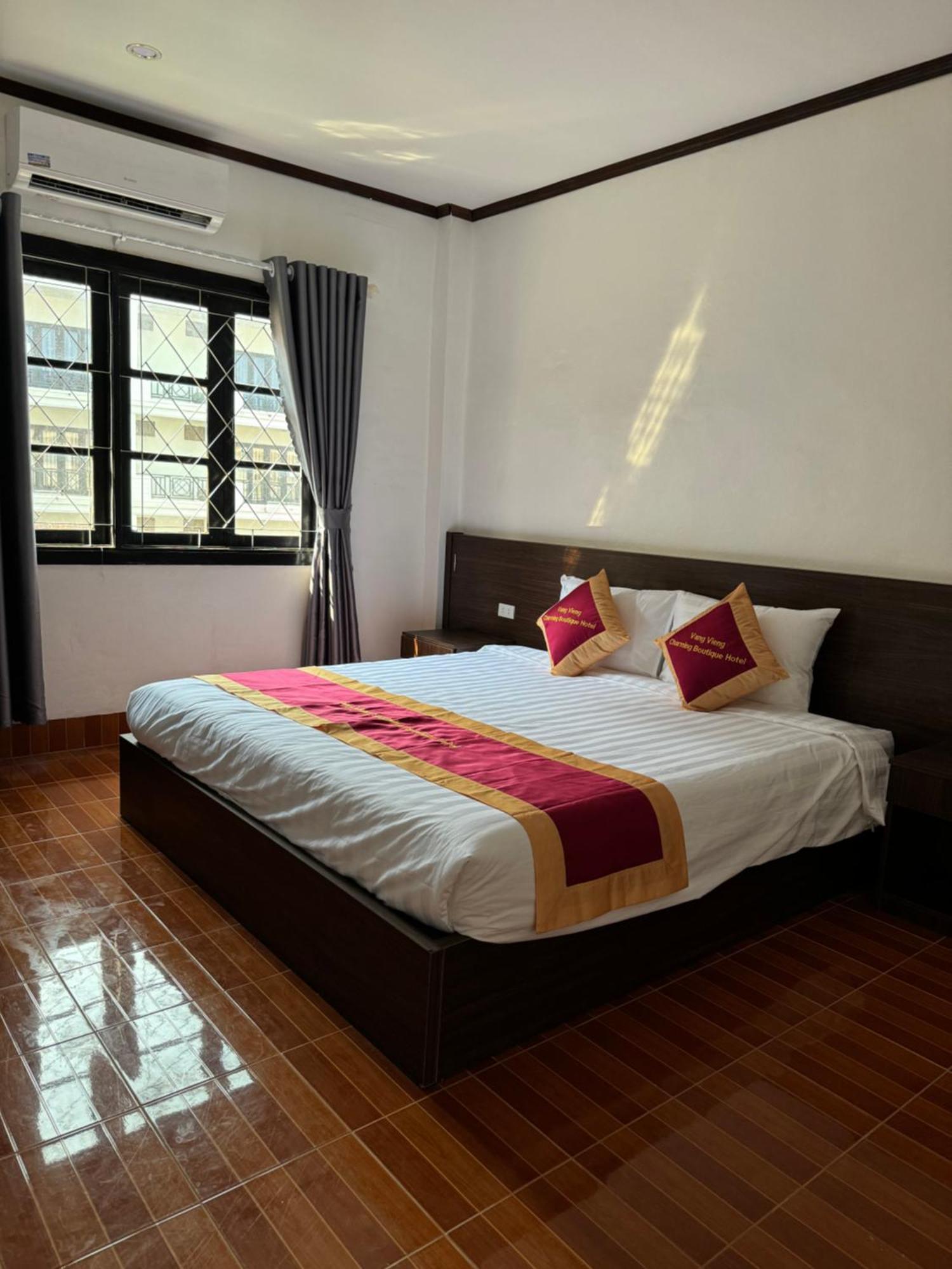 Vangvieng Charming Boutique Hotel วังเวียง ภายนอก รูปภาพ