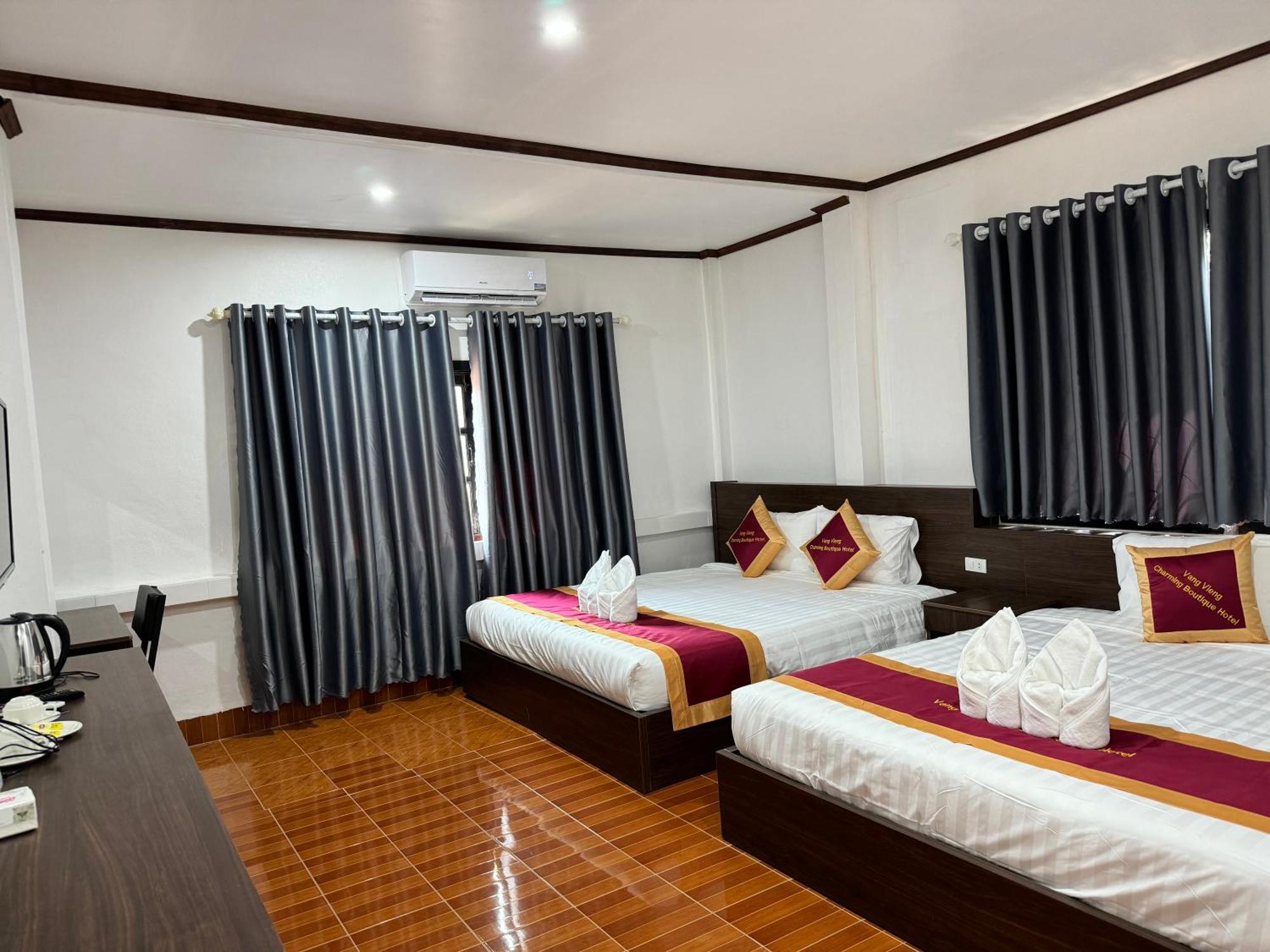 Vangvieng Charming Boutique Hotel วังเวียง ภายนอก รูปภาพ