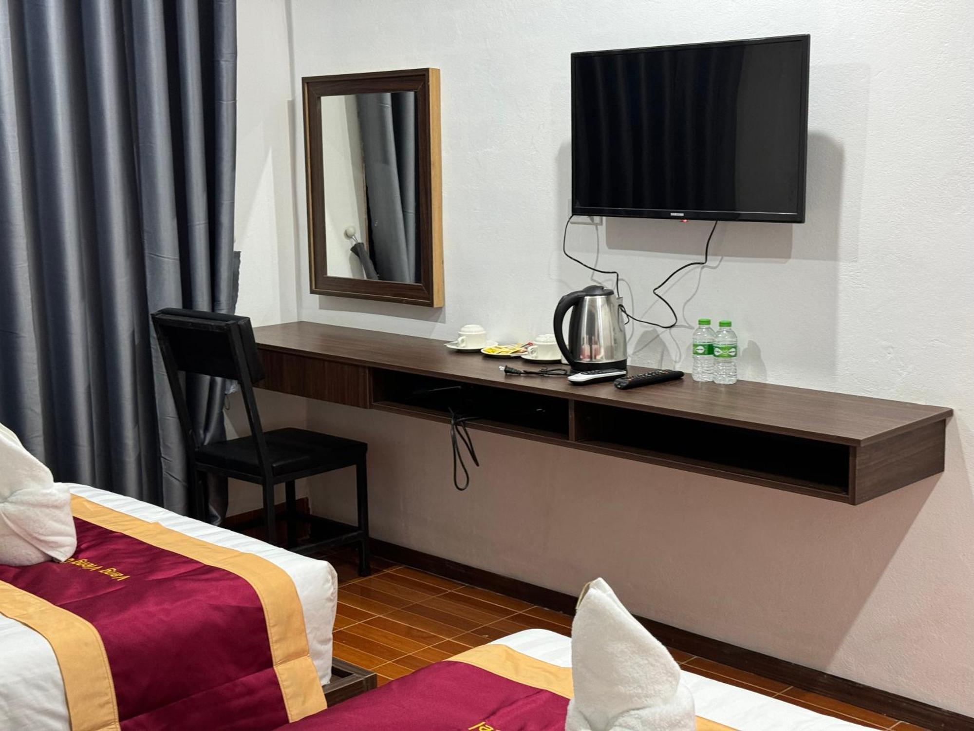 Vangvieng Charming Boutique Hotel วังเวียง ภายนอก รูปภาพ
