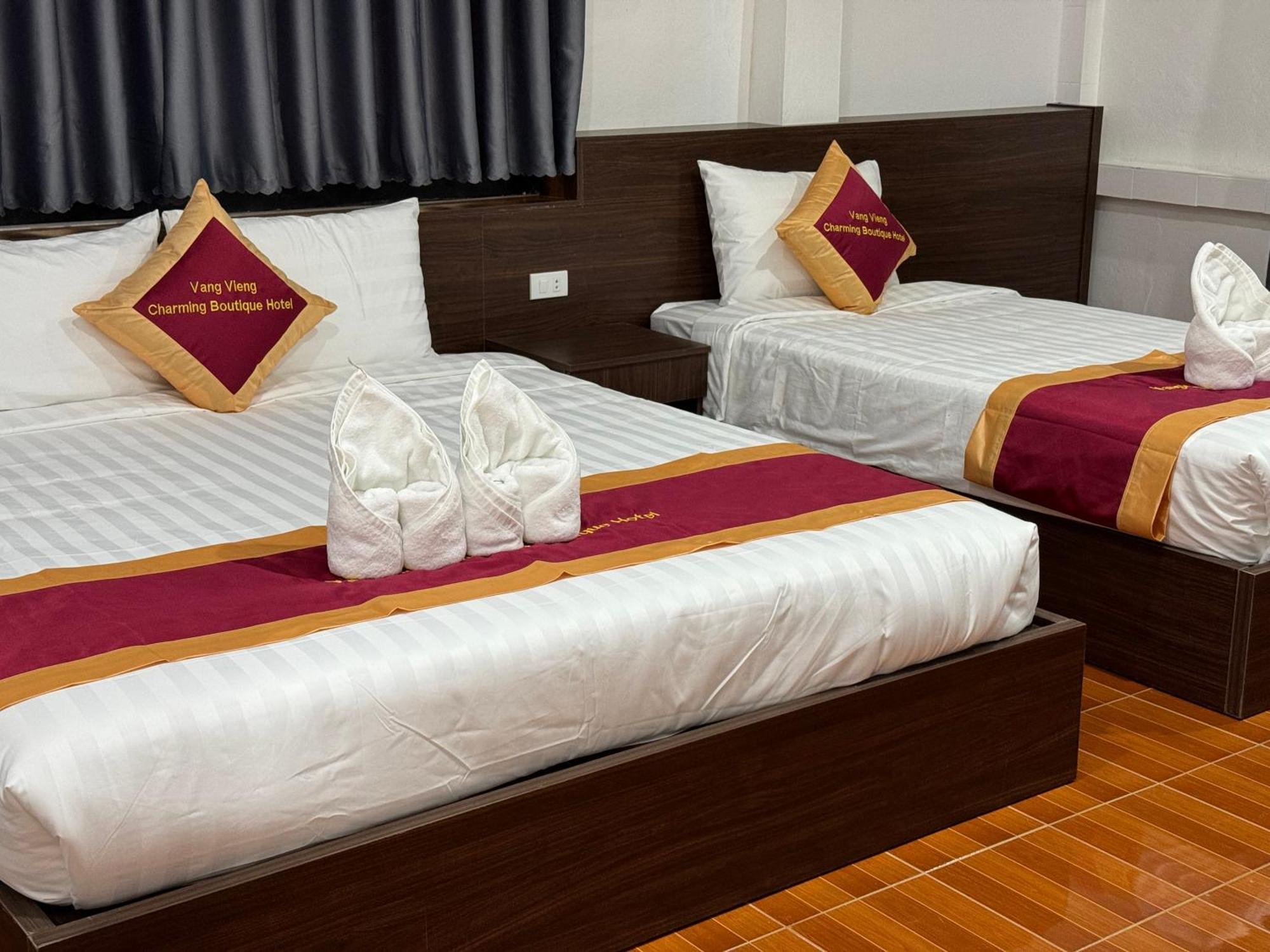 Vangvieng Charming Boutique Hotel วังเวียง ภายนอก รูปภาพ