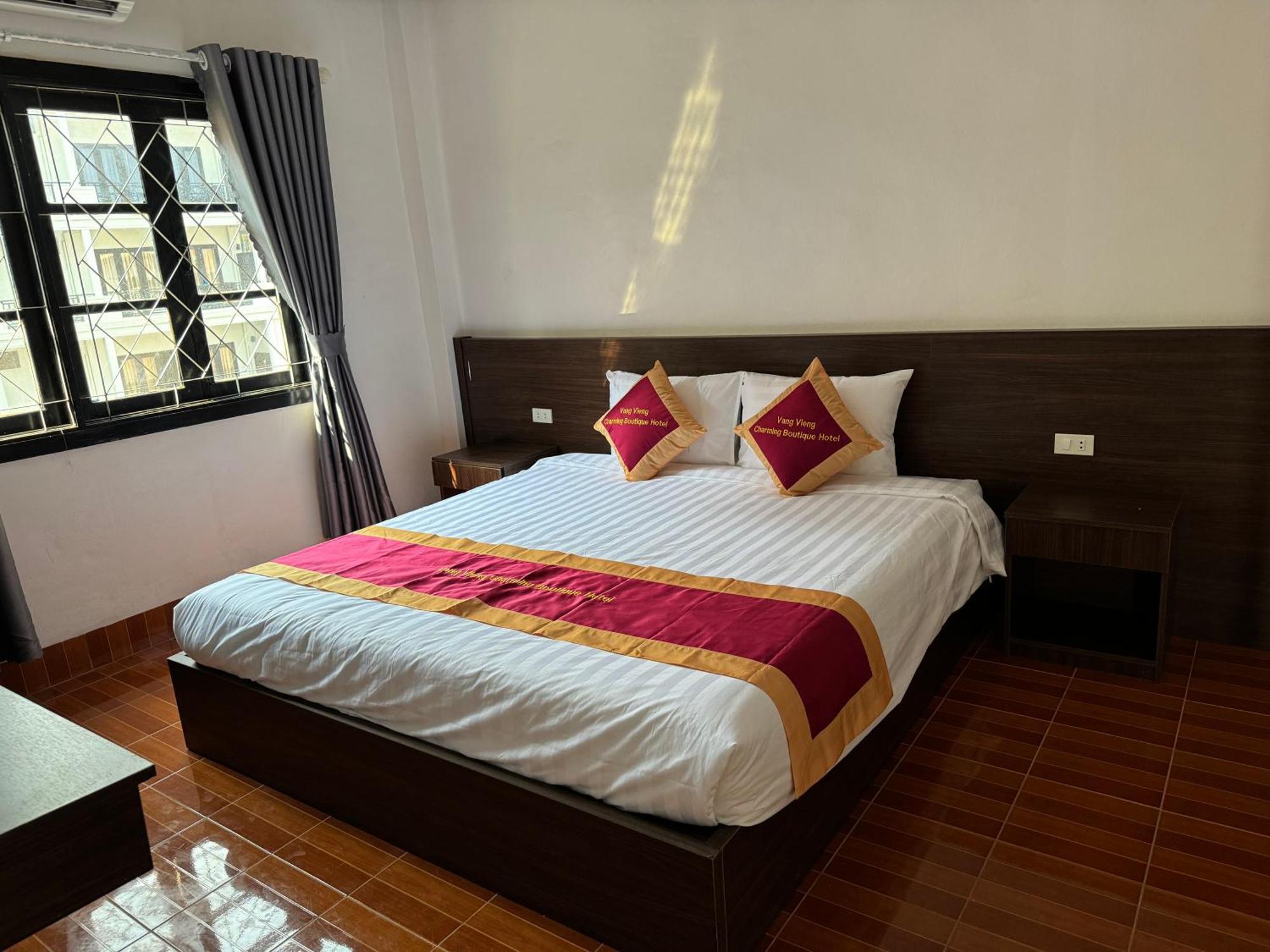 Vangvieng Charming Boutique Hotel วังเวียง ภายนอก รูปภาพ