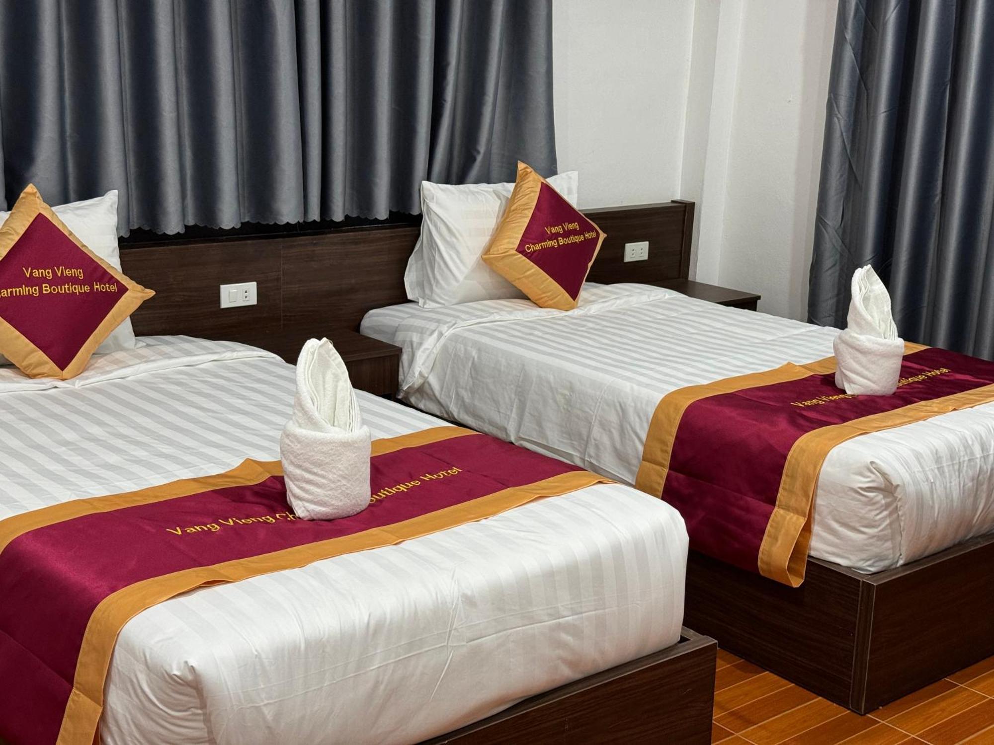 Vangvieng Charming Boutique Hotel วังเวียง ภายนอก รูปภาพ