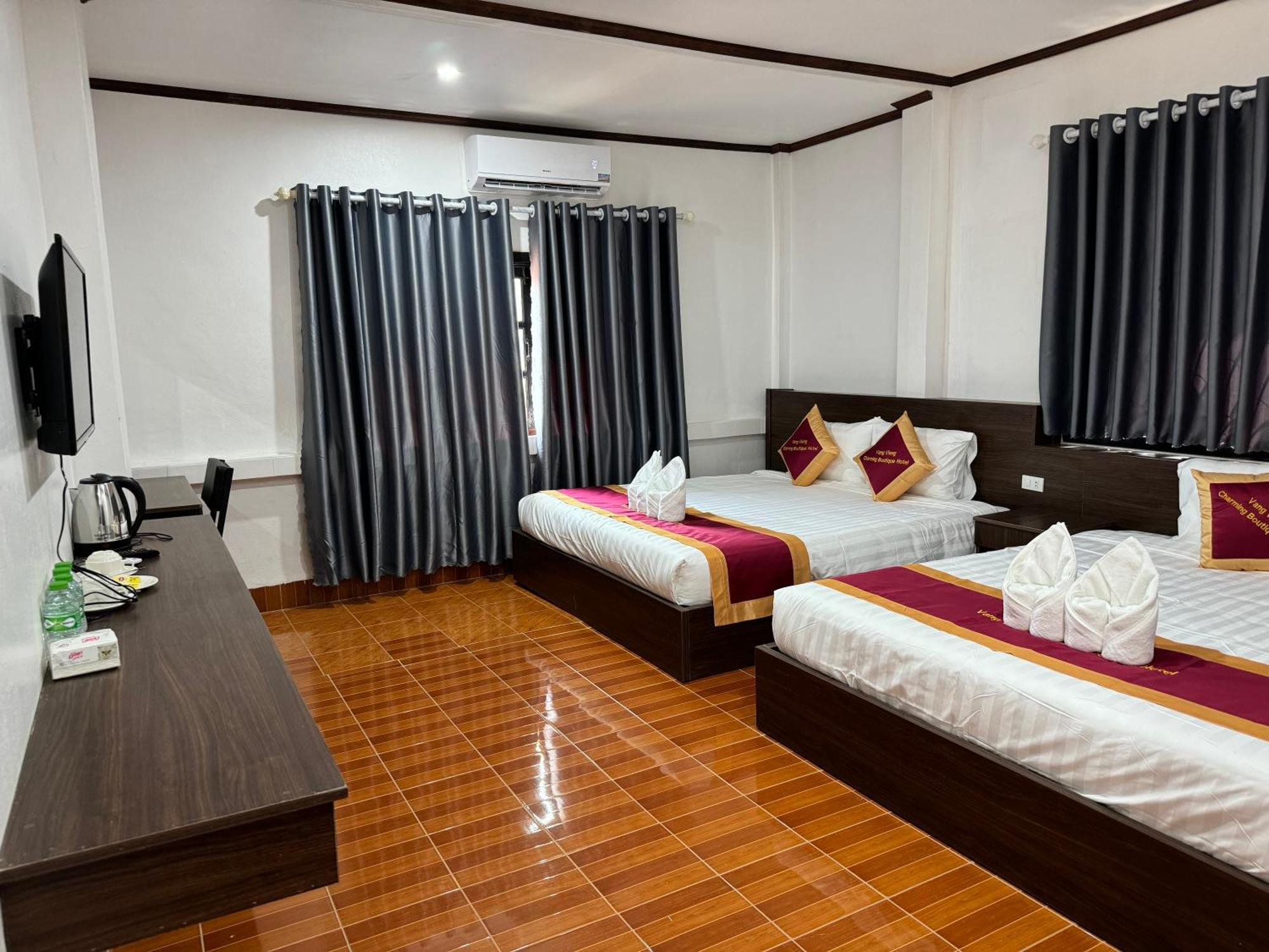 Vangvieng Charming Boutique Hotel วังเวียง ภายนอก รูปภาพ