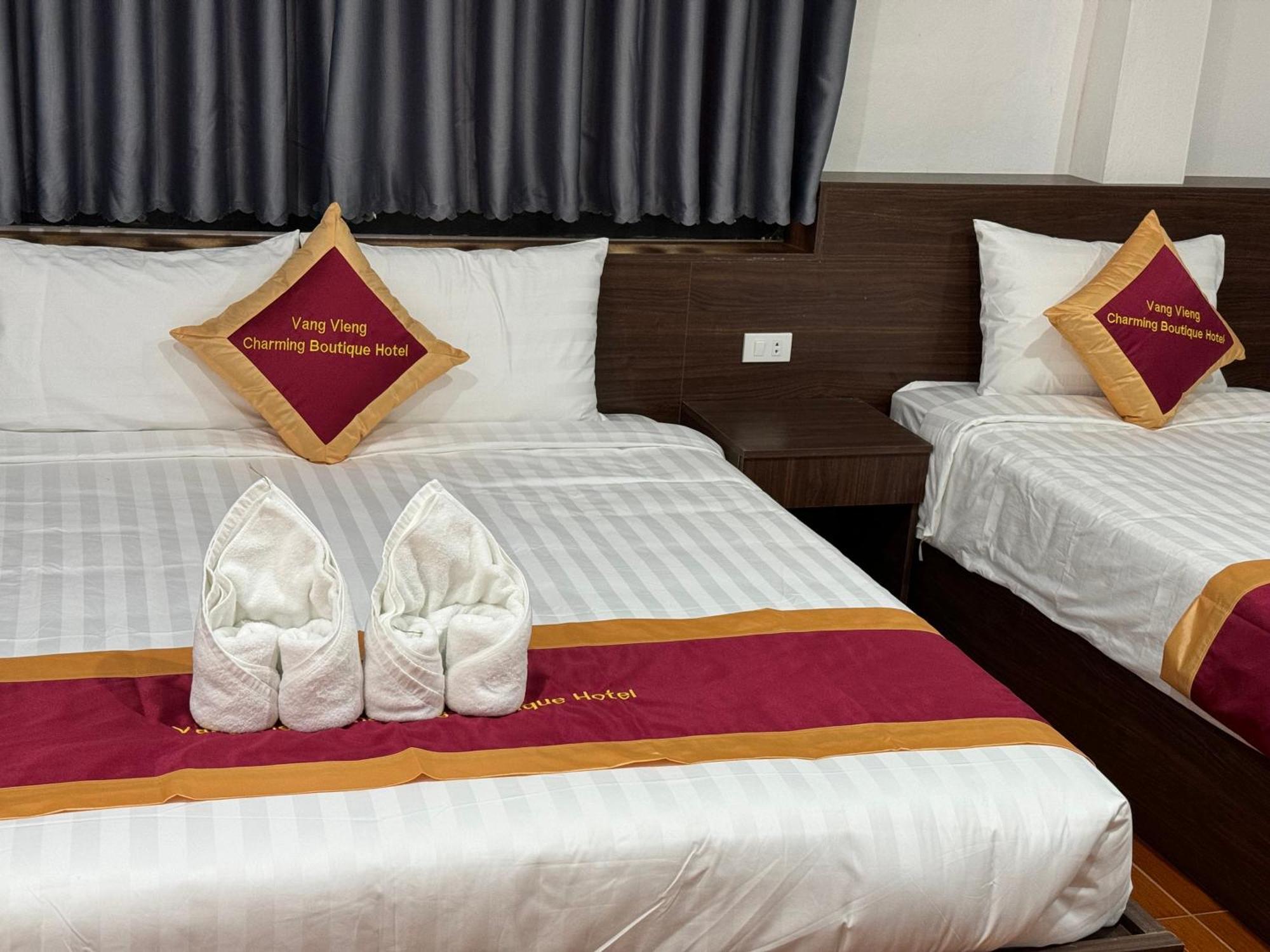 Vangvieng Charming Boutique Hotel วังเวียง ภายนอก รูปภาพ