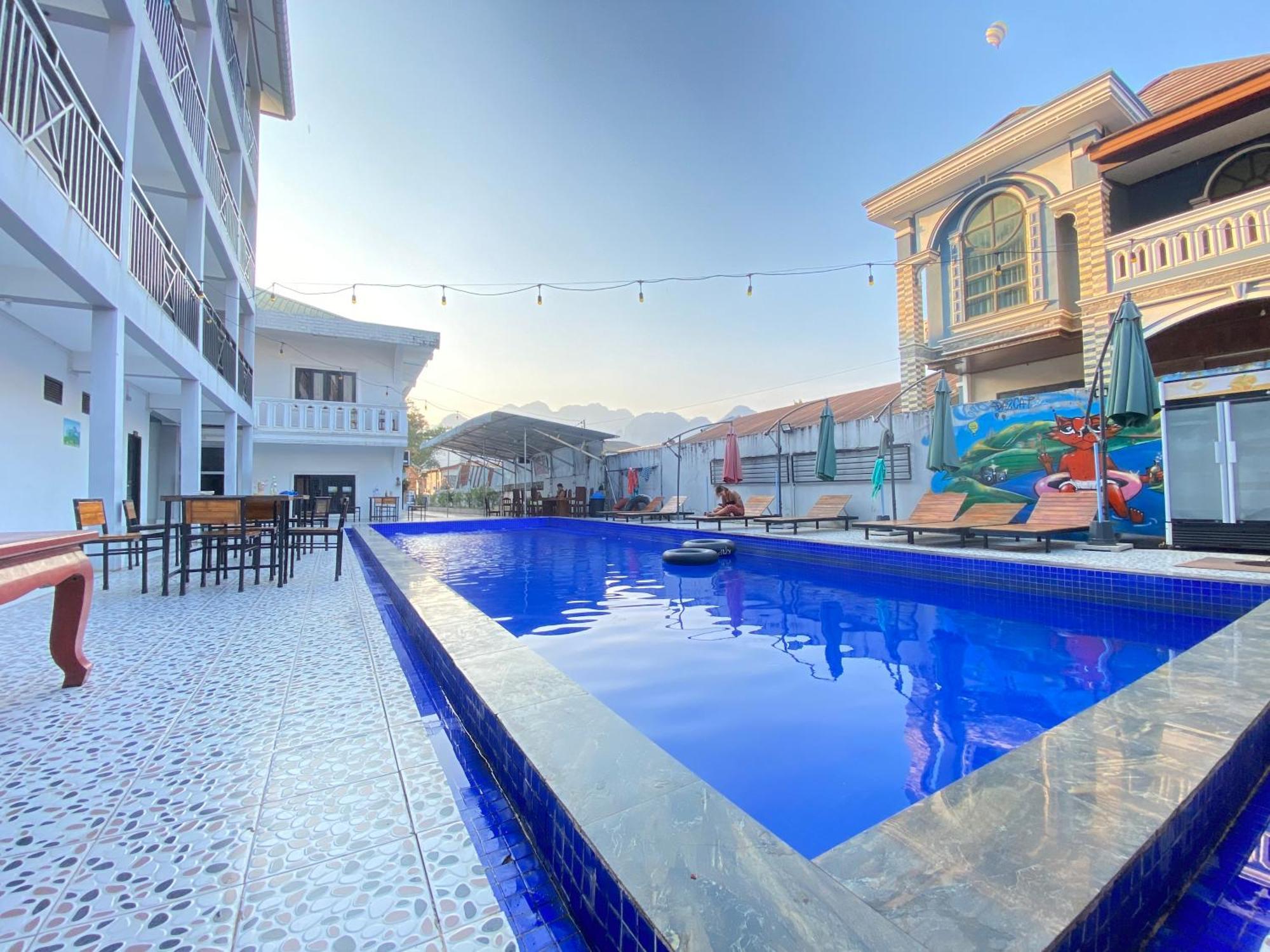 Vangvieng Charming Boutique Hotel วังเวียง ภายนอก รูปภาพ