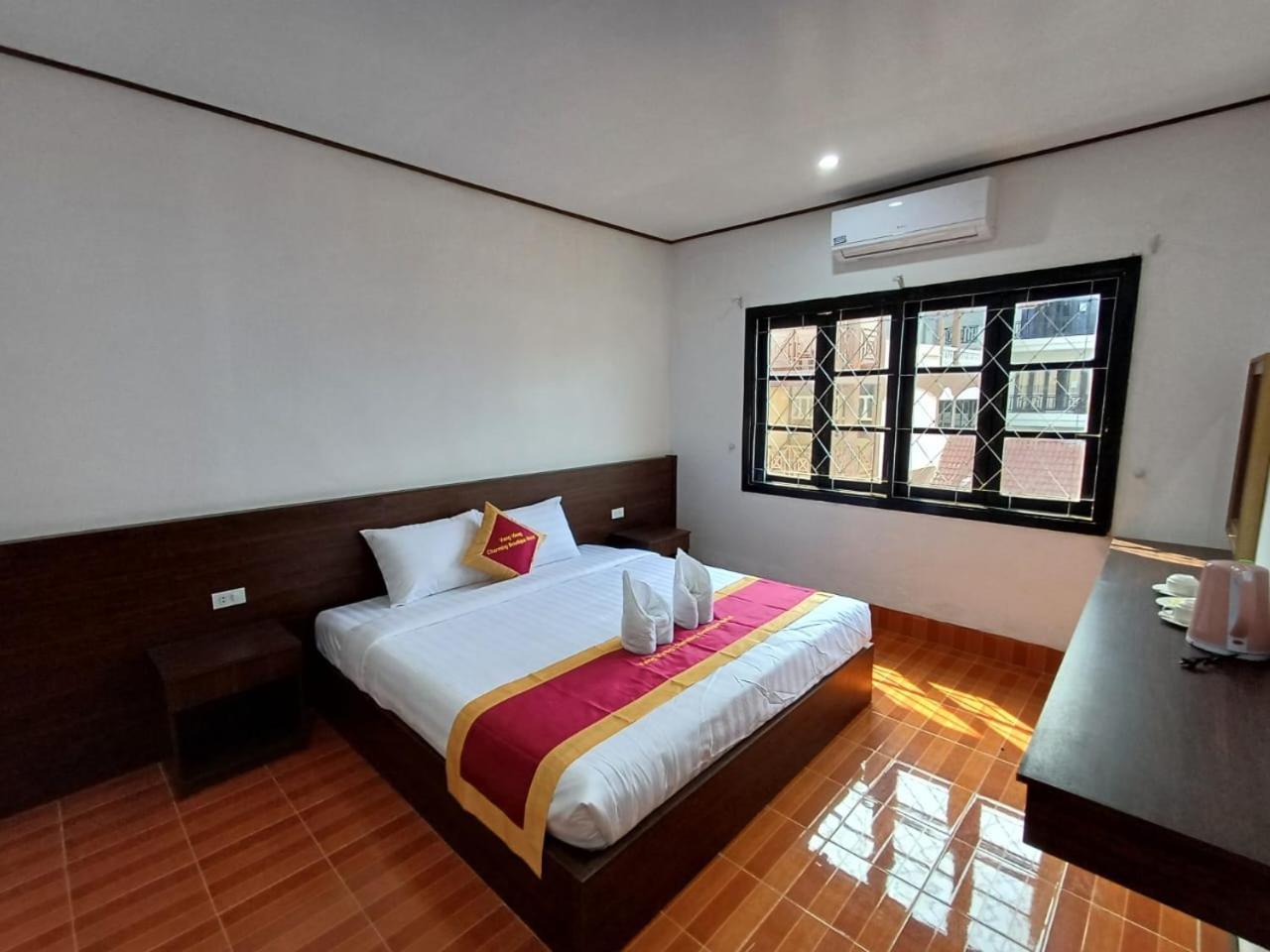 Vangvieng Charming Boutique Hotel วังเวียง ภายนอก รูปภาพ