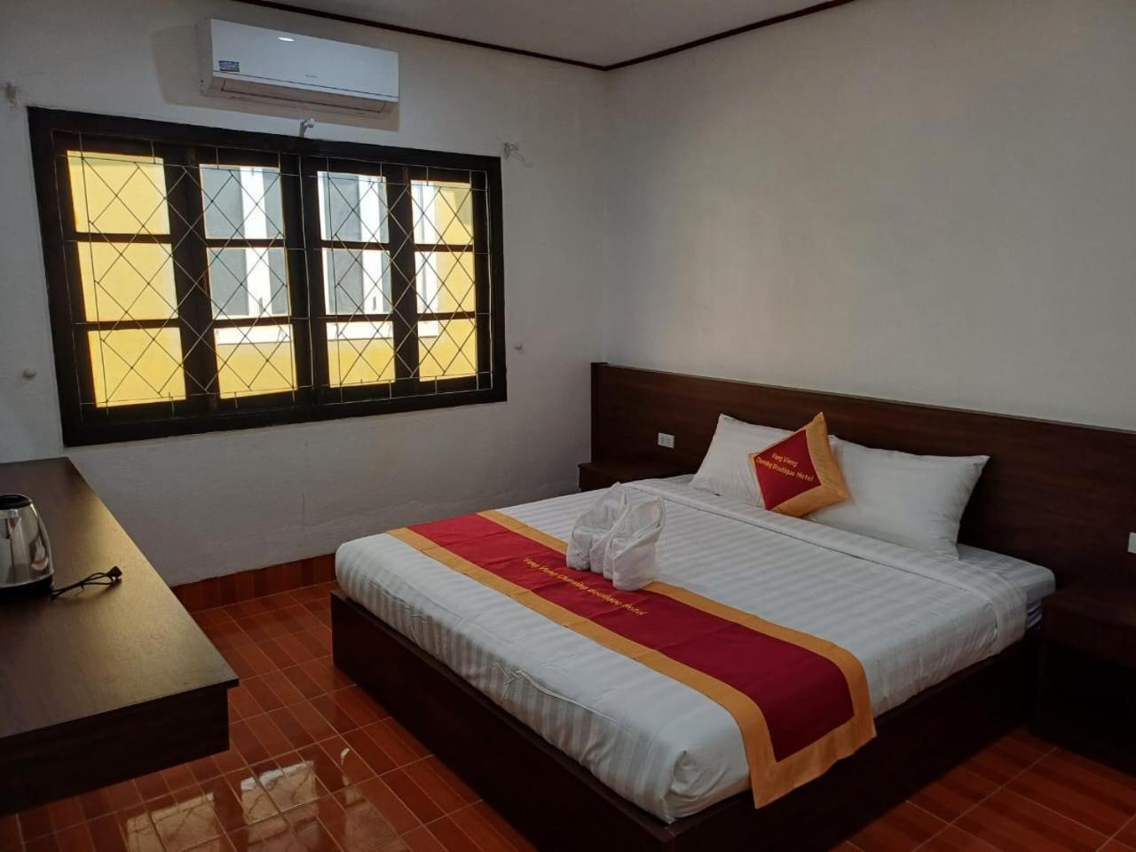 Vangvieng Charming Boutique Hotel วังเวียง ภายนอก รูปภาพ