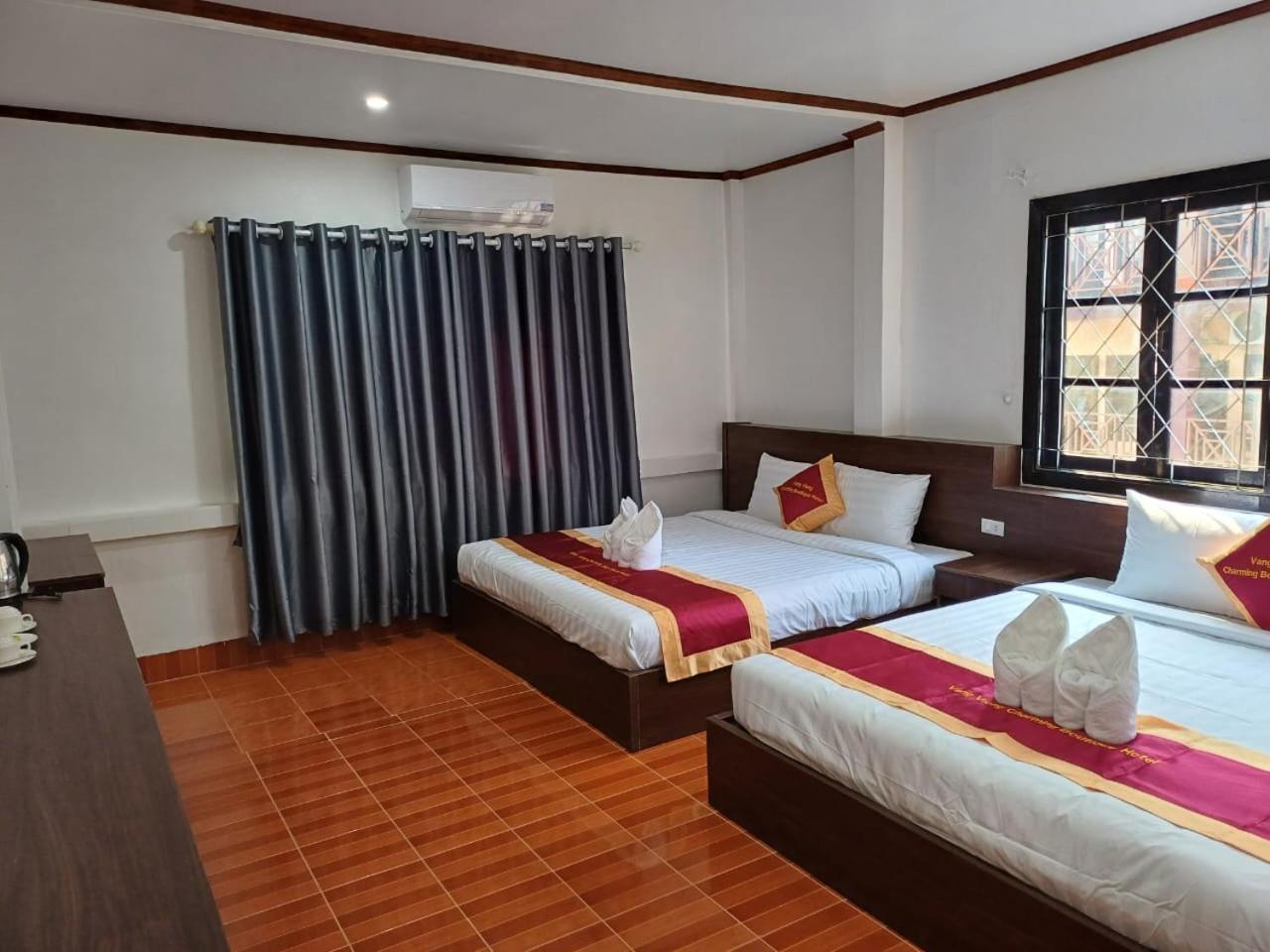 Vangvieng Charming Boutique Hotel วังเวียง ภายนอก รูปภาพ