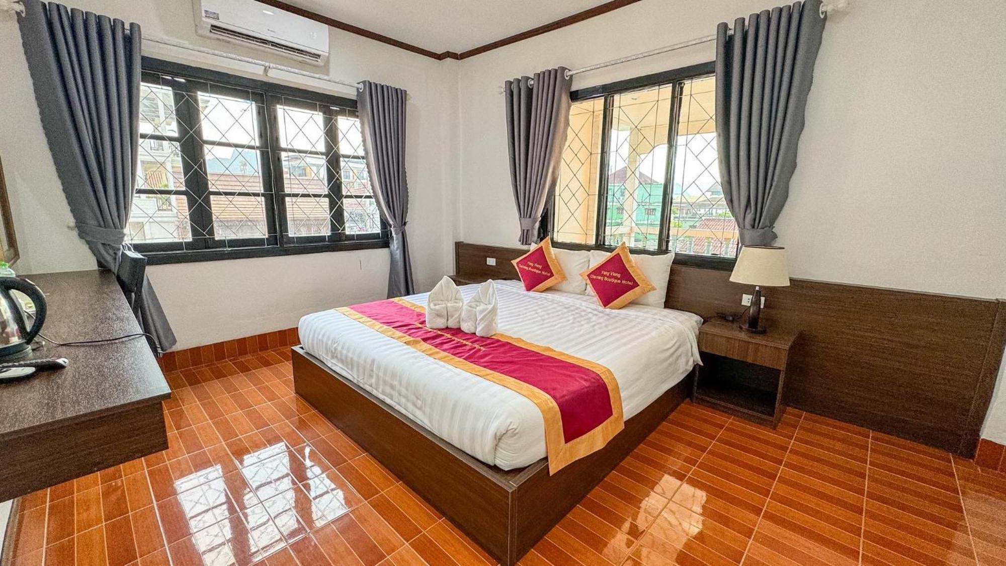 Vangvieng Charming Boutique Hotel วังเวียง ภายนอก รูปภาพ